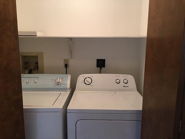 1st image of 5501 S 31st St