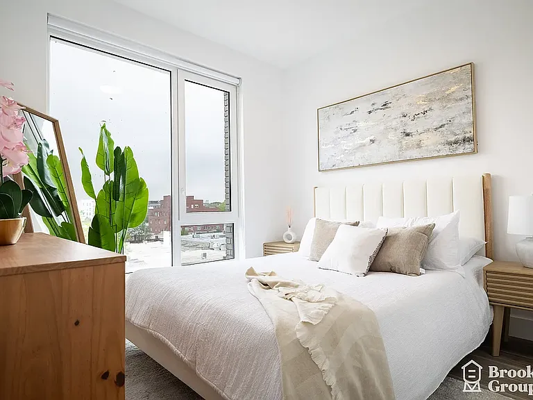 3009 Avenue I #4J — Photo 4
