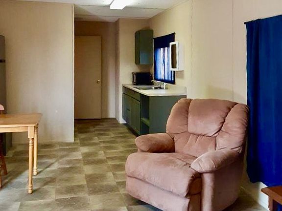 4th image of 502 N Buckeye St #1W
