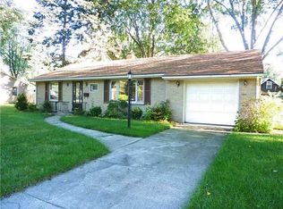 4950 Maryhill Rd, Sylvania, OH 43560