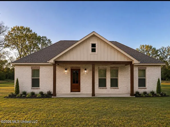 25220 Yellow Bluff Rd, Lucedale, MS 39452