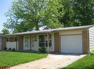 2150 Loveland Dr, Florissant, MO