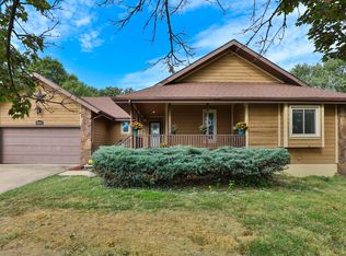 3853 S Cottage Avenue, Springfield, MO 65807
