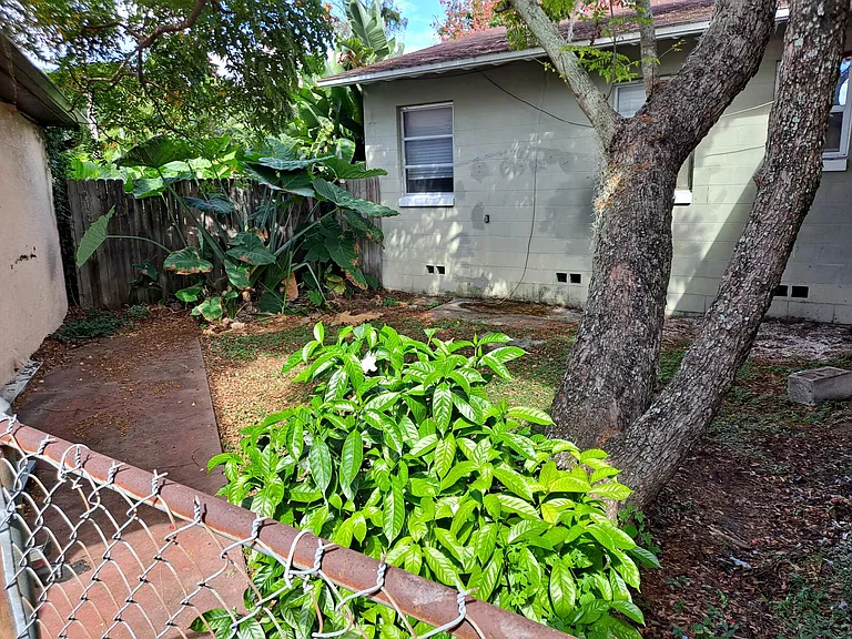 4704 Davisson Ave #A — Photo 7