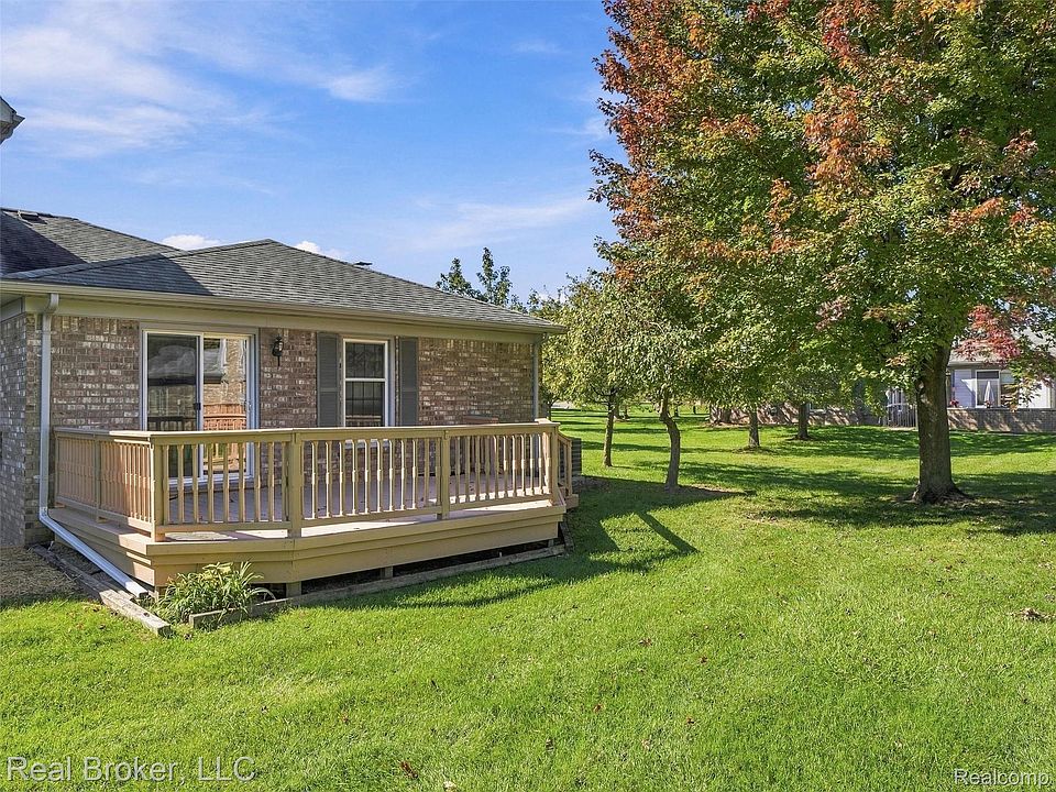 14745 Mystic Ct, photo 7