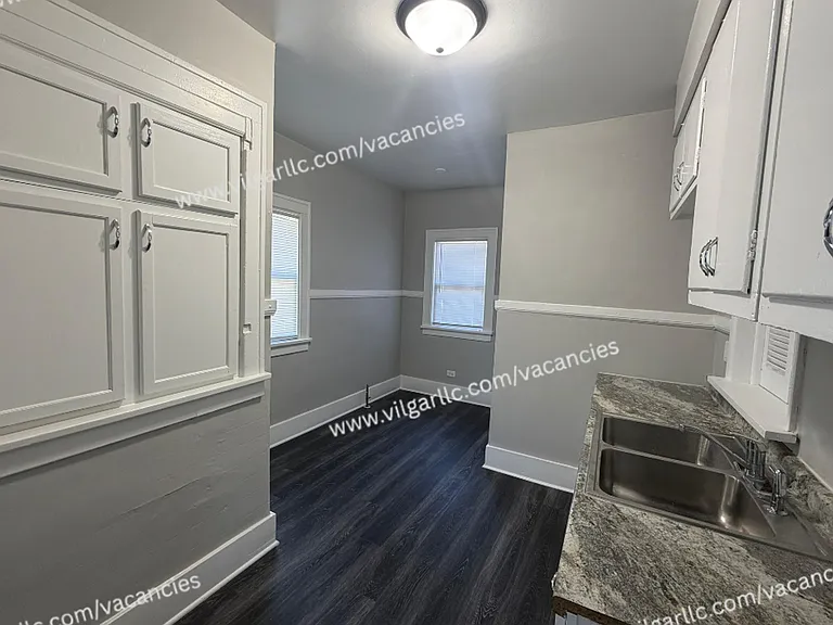 825 Merrill St — Photo 4