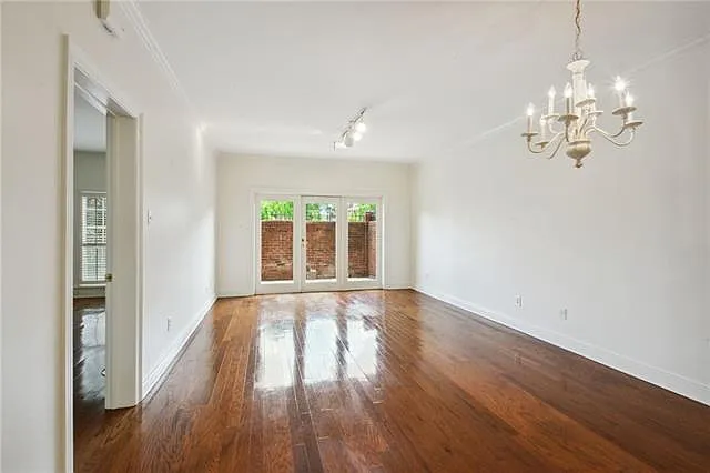1 bed, 1.0 bath, 914 sqft, $2,400 — Photo 3