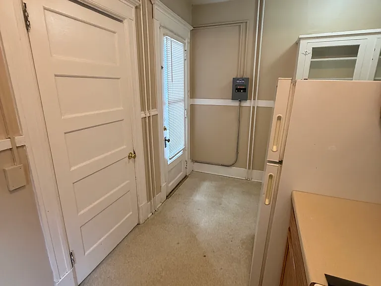 725 N Cascade Ave #2 — Photo 18