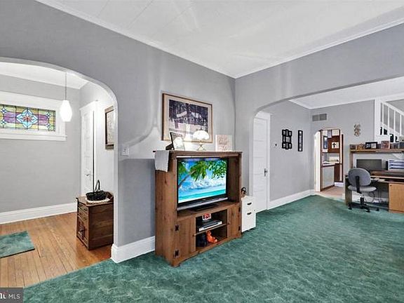 5th image of 368 Donegal Springs Rd