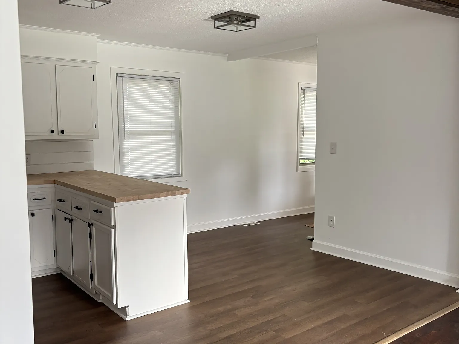 307 North 12th Avenue - 1 — Photo 4