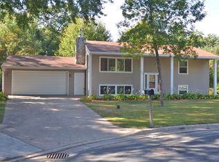 649 Dale Ct S, Shoreview, MN 55126