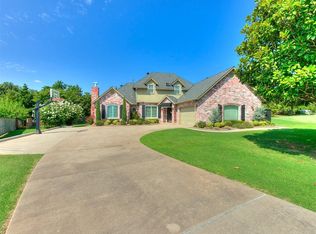 2325 Sugarberry Cir, Edmond, OK 73034