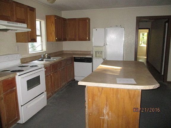 4th image of 10179 Maze Ln