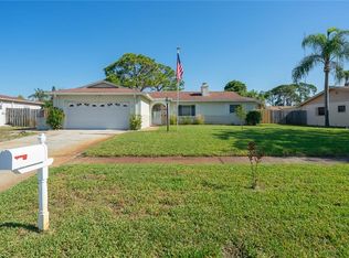 9197 78th Pl, Seminole, FL 33777