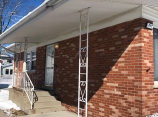 232 N Park Dr, Glenwood, IL