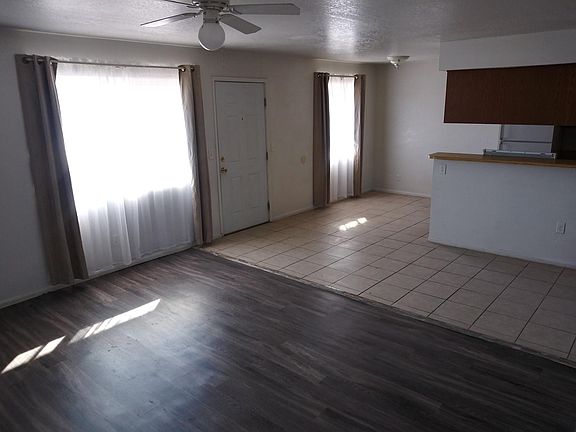 2nd image of 4740 Corsaire Ave APT 4
