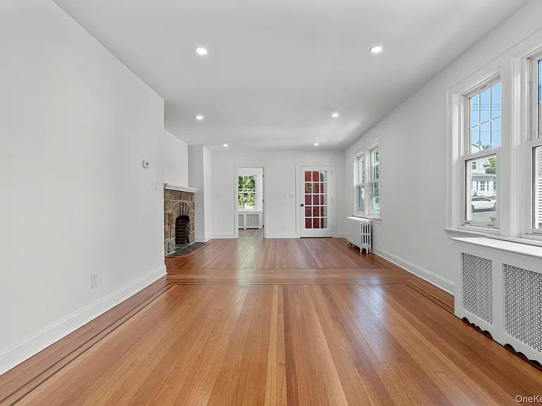 51-53 Park Ave #51 — Photo 5