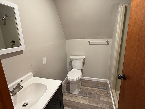 3rd image of 43 Woodleigh Ave #3