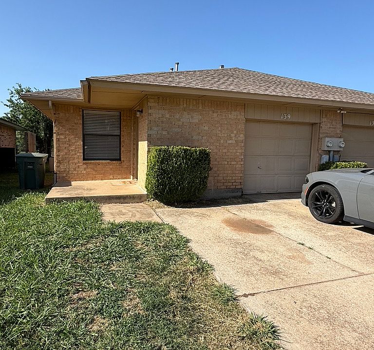 1st image of 139 Barrett Pl
