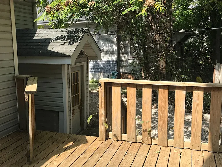 1104 Coats St — Photo 14