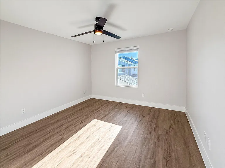 5603 Mobeetie Loop — Photo 13