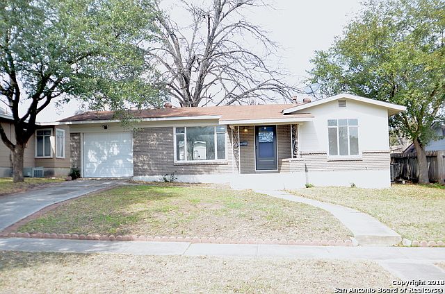 1st image of 555 Beryl Dr
