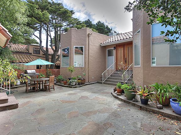 5th image of 330 Edgehill Way