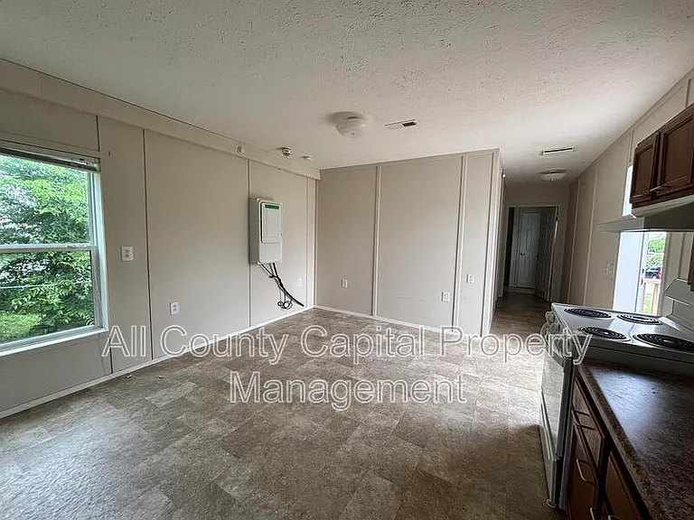 3616 W Nugent Ave — Photo 6