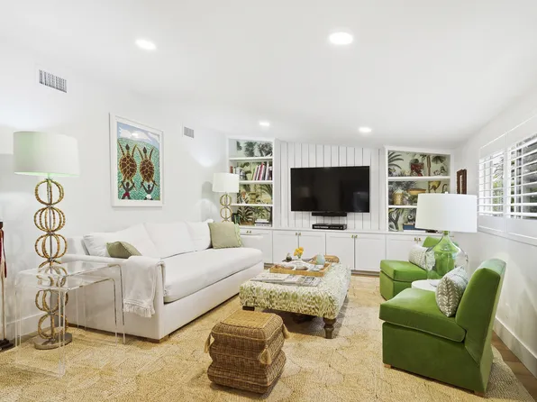 251 Gregory Place, West Palm Beach, FL 33405