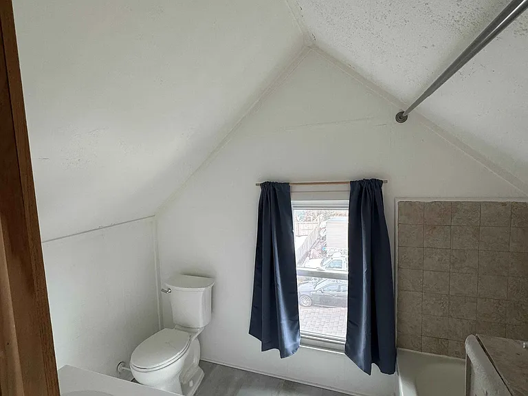 166 S Cherry St #3 — Photo 6