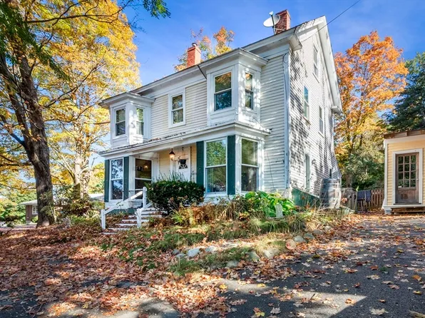 44-44B High St #B, Topsfield, MA 01983