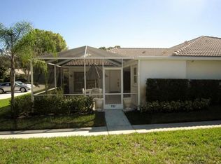 702 Silverleaf Oak Ct, Palm Beach Gardens, FL 33410