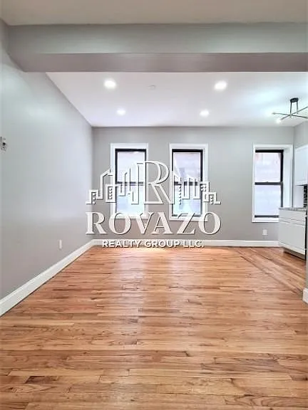 653 Mount Prospect Ave #4B — Photo 4