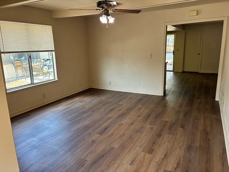 222 E Park St — Photo 20