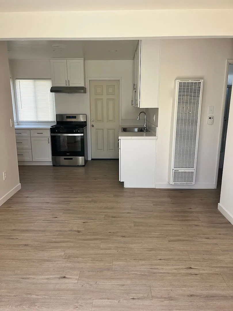 4105 Pacific Crown Villas- PB — Photo 3