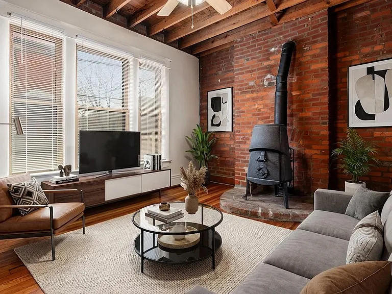 867 Delaware Ave #867 — Photo 3