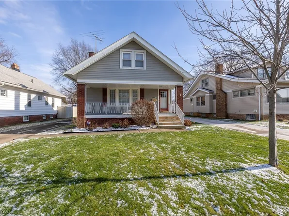 3903 W 162nd St, Cleveland, OH 44111
