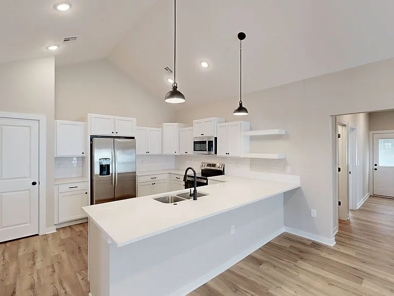 2314 E Spring Hill Ct — Photo 1