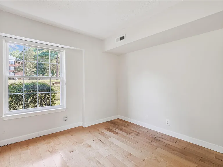 7621 Tremayne Pl #111 — Photo 17