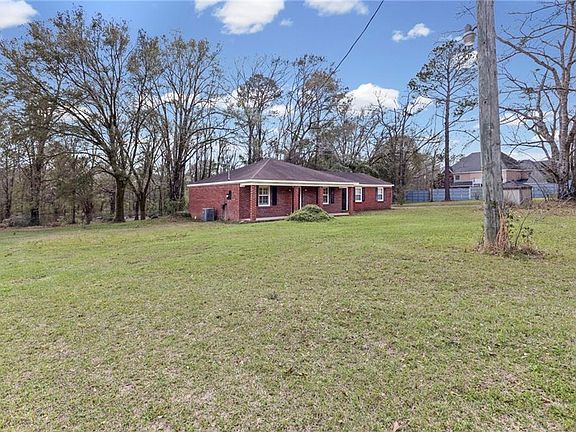 3rd image of 10525 Pete Sentz Rd