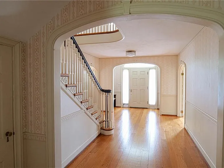 36 Underwood St — Photo 20