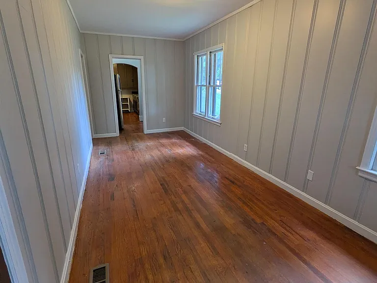2404 Whitesburg Dr S — Photo 8