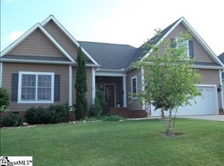 4 Hidden Springs Ln, Taylors, SC 29687