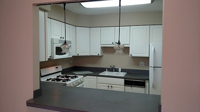 2nd image of 4248 N Keystone Ave APT 3B