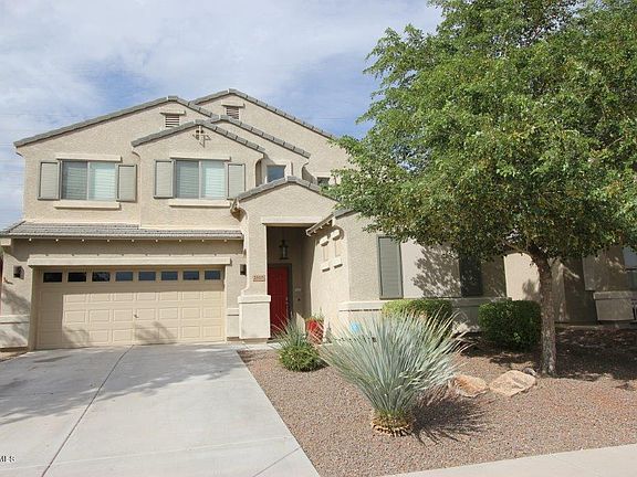 2nd image of 2810 E Saguaro Park Ln