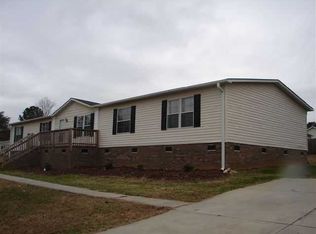 101 Jess Ferree Ct, Randleman, NC 27317