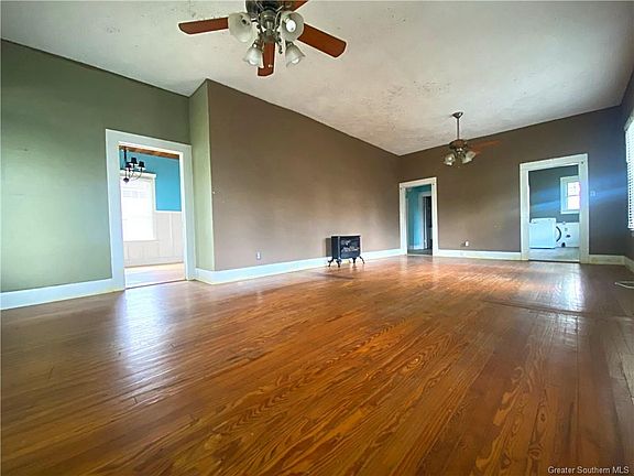 4th image of 1732 Hodges St