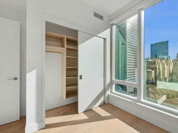 312 West 43rd Street image 10 of 14