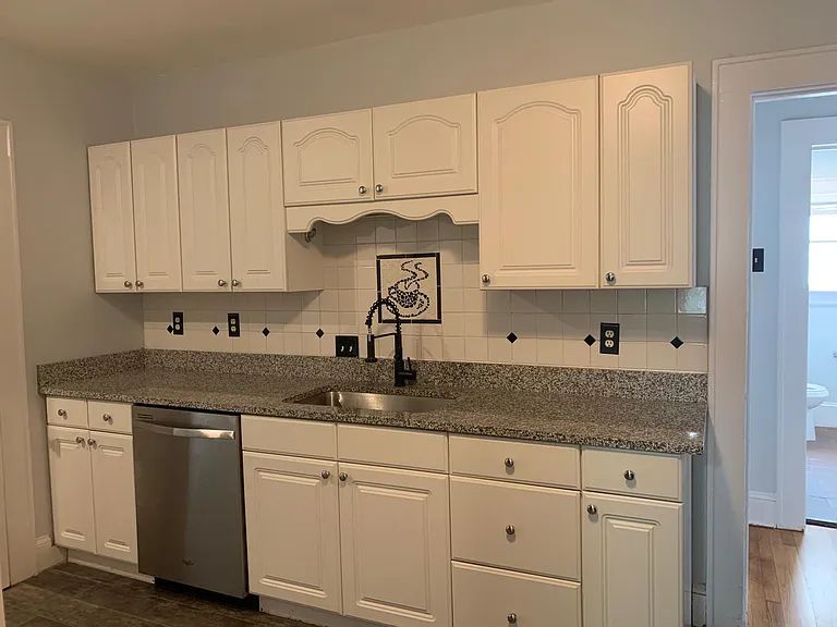 1229 State St NW — Photo 6