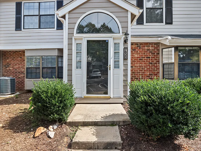 7630 Falcon Rest Cir — Photo 1